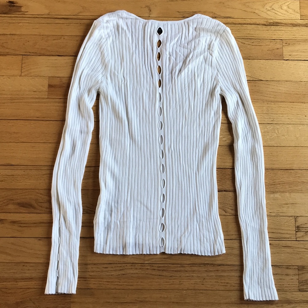 Express white ribbed top. Size medium. - Picture 3 of 4